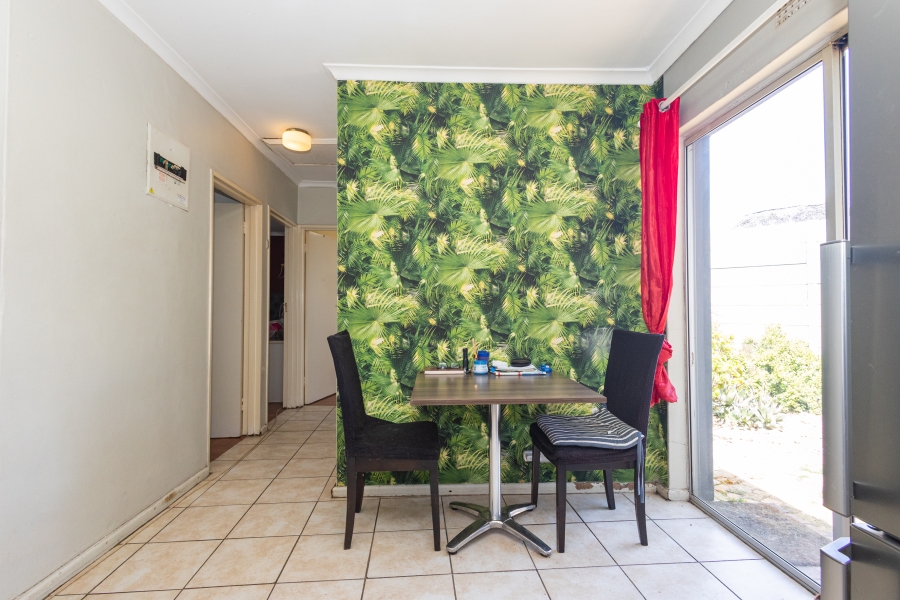 3 Bedroom Property for Sale in Table View Western Cape